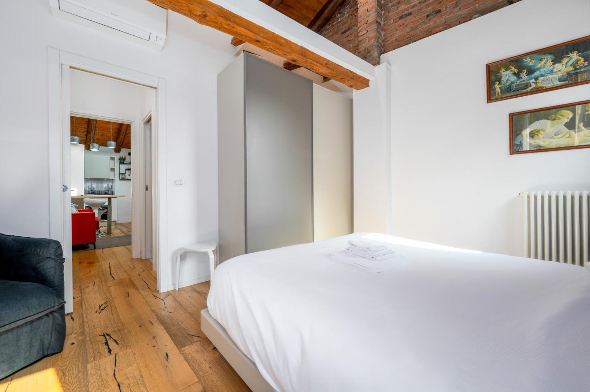 Appartamento Elegante Con 2 Camere Nel Centro Storico Di Bologna, Bologna